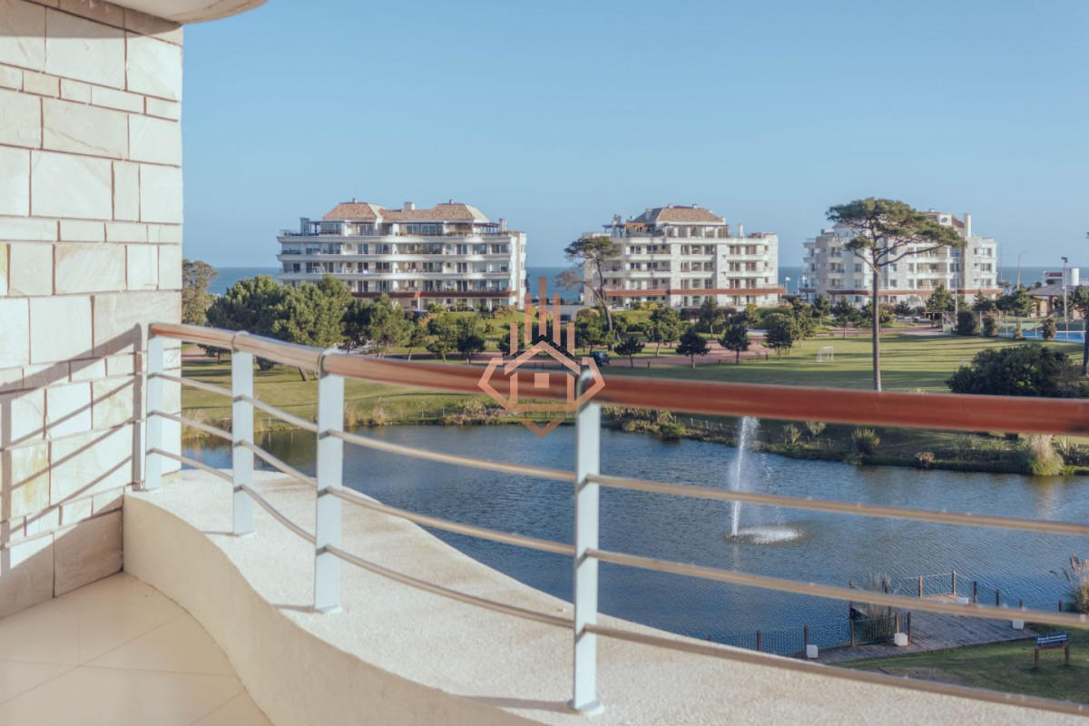 Venta Departamento en Punta del este - LUX21099407A