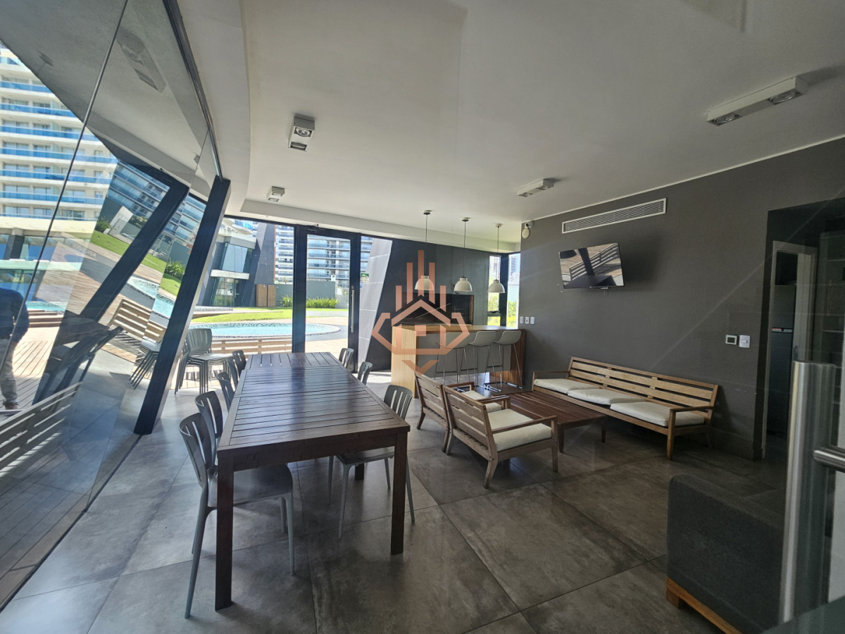 Se Vende Hermoso Departamento Piso 9 con 3 Dormitorios en Suite