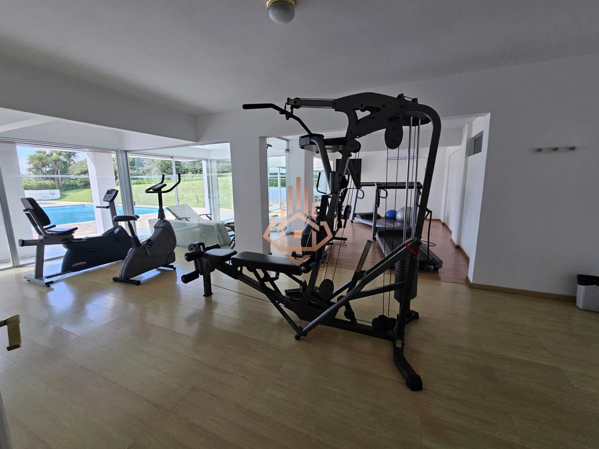 Penthouse en Alquiler Parada 32 de la Brava, 4 Dormitorios