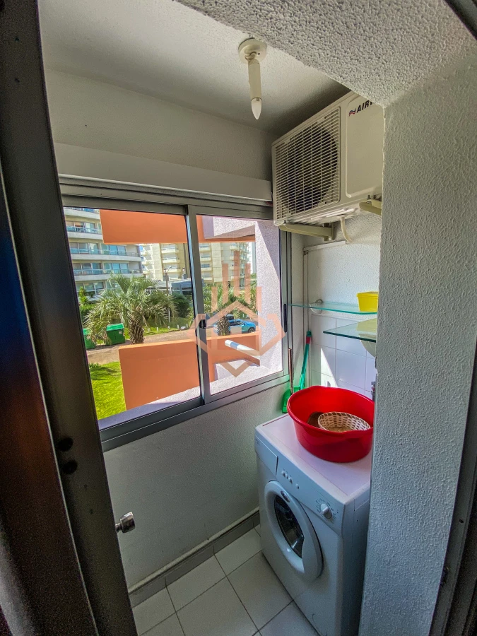 ¡Oportunidad única en Parada 3 de la Brava, Punta del Este! Apartamento 2 dormitorios y medio