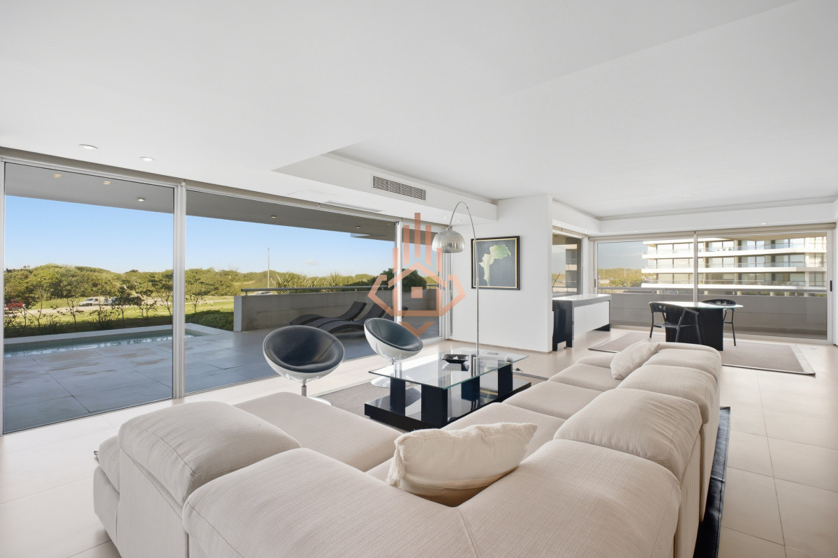 Espectacular Apartamento en Venta de 6 Dormitorios 6 Cocheras Increible Terraza con Piscina Privada
