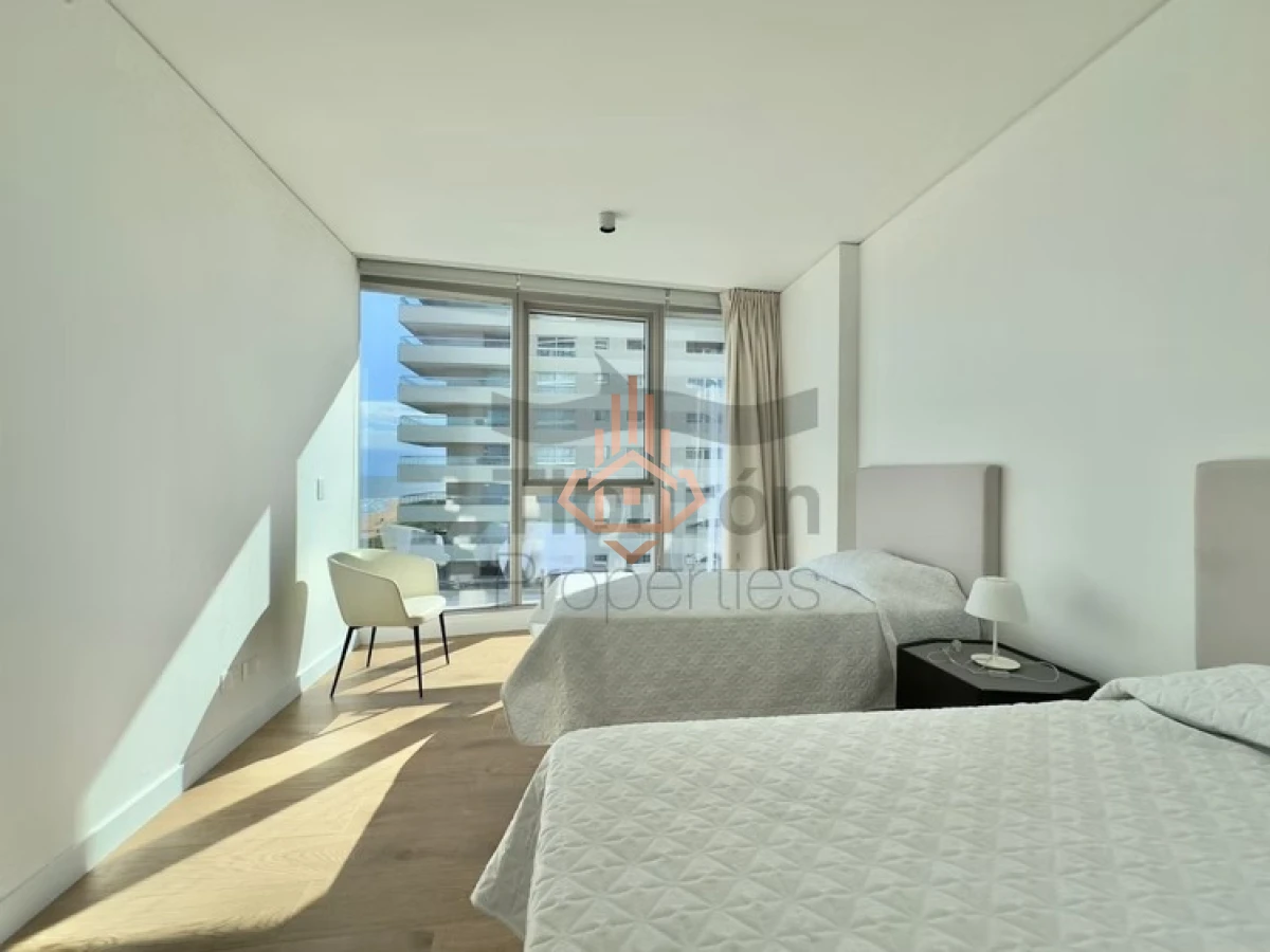 Trump Tower - Tip. 03