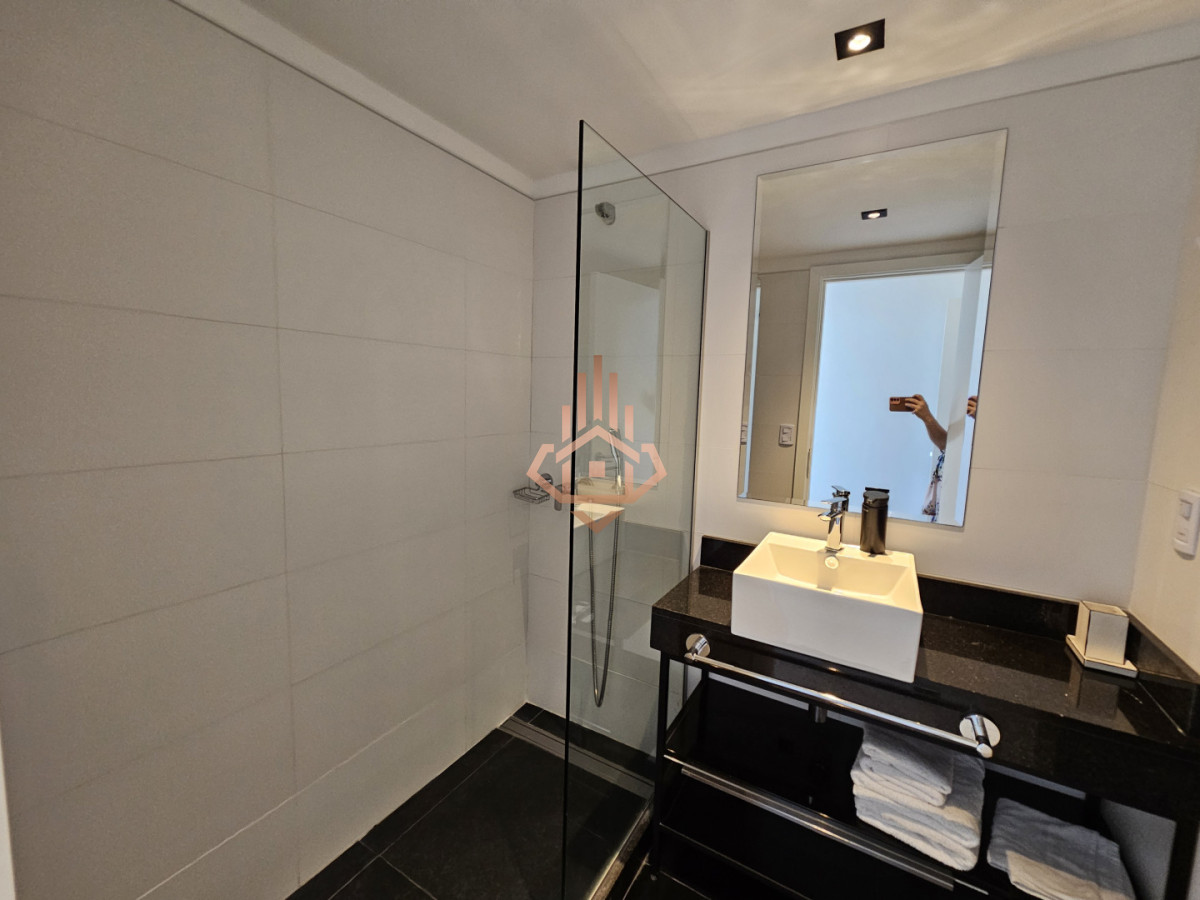 Se Vende Hermoso Departamento Piso 9 con 3 Dormitorios en Suite