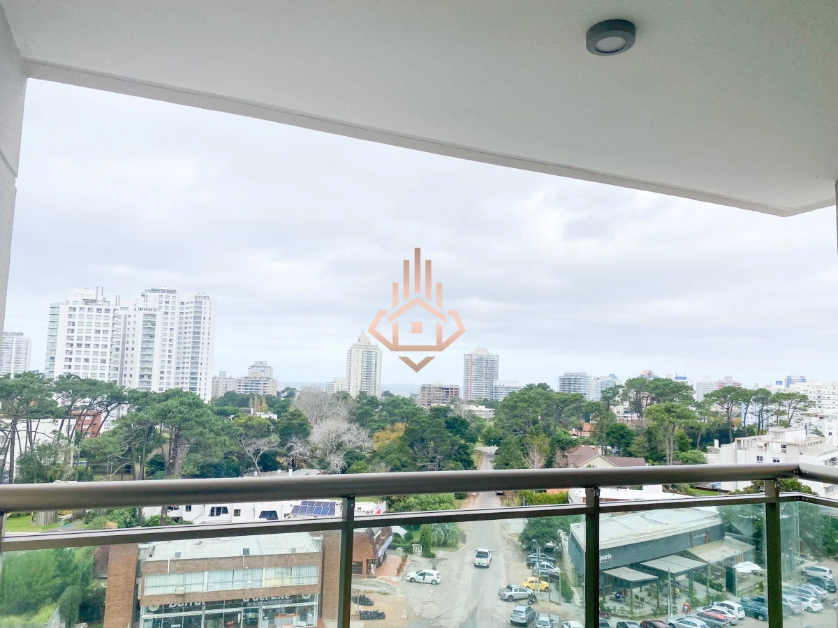 Departamento en alquiler anual y Venta 2 dormitorios Punta del Este