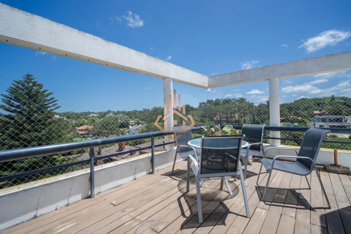 Departamento en Primera Línea - Vista Infinita al Mar en Parada 28 de La Brava