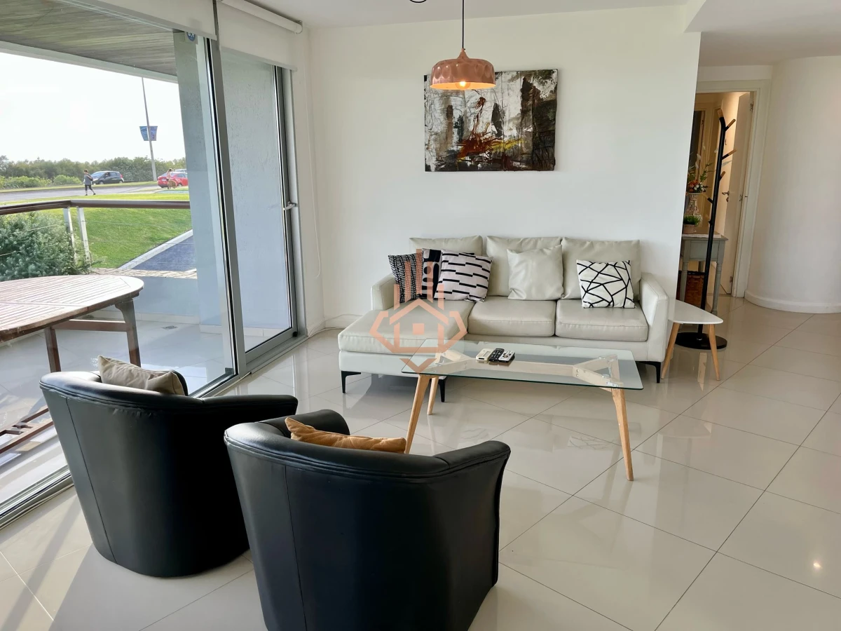 Apartamento Planta Baja - Edificio Isabel