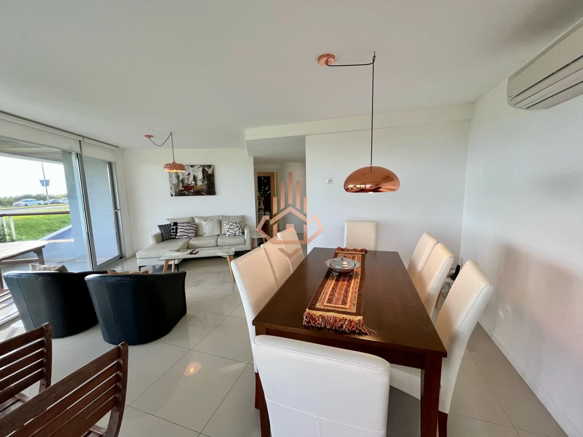 Apartamento Planta Baja - Edificio Isabel