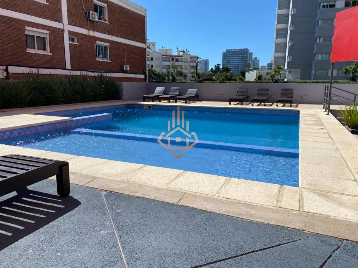 Apartamento en Punta del Este, Brava