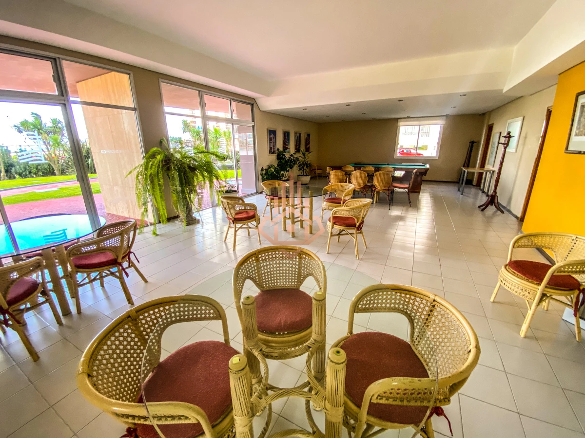 ¡Oportunidad única en Parada 3 de la Brava, Punta del Este! Apartamento 2 dormitorios y medio