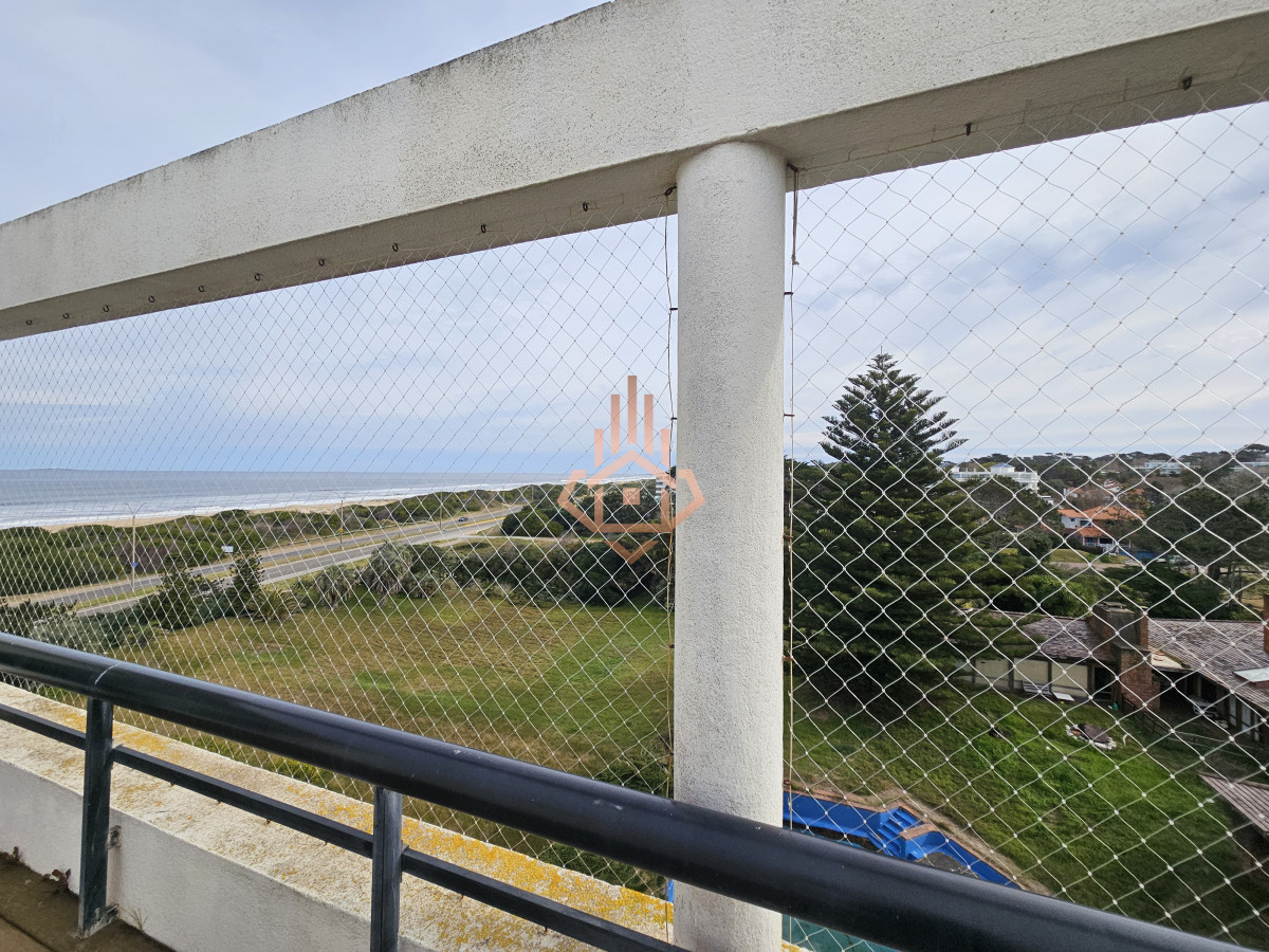 Se Alquila Espectacular Departamento Frente al Mar 4 Dormitorios Playa Brava Frente al Mar