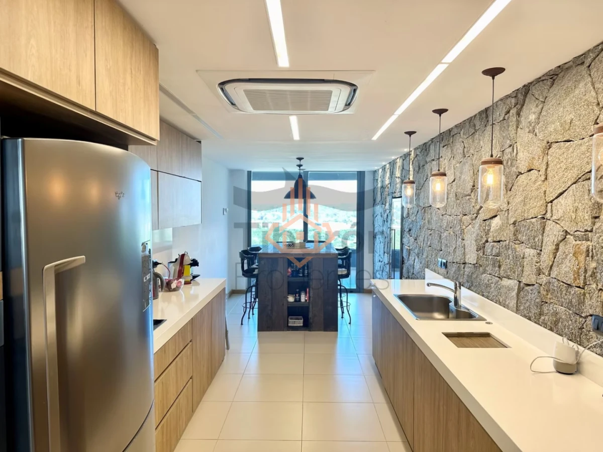 Tiburon Barra - PH 303