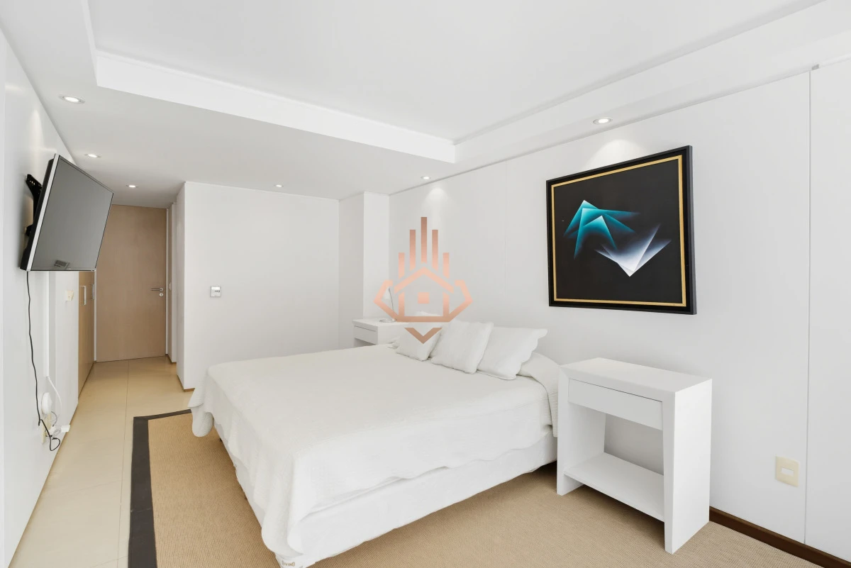 Espectacular Apartamento en Venta de 6 Dormitorios 6 Cocheras Increible Terraza con Piscina Privada