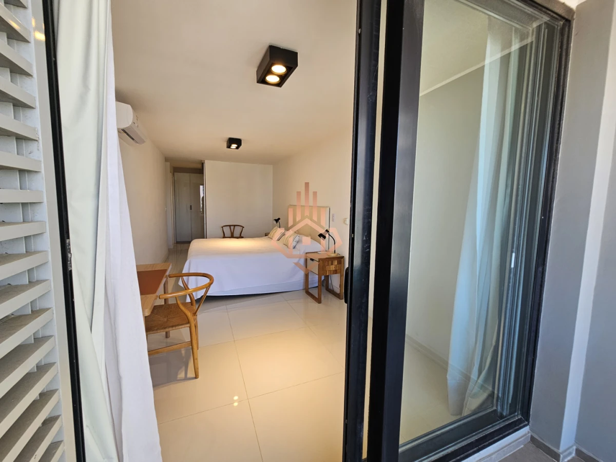 Se Vende Hermoso Departamento Piso 9 con 3 Dormitorios en Suite