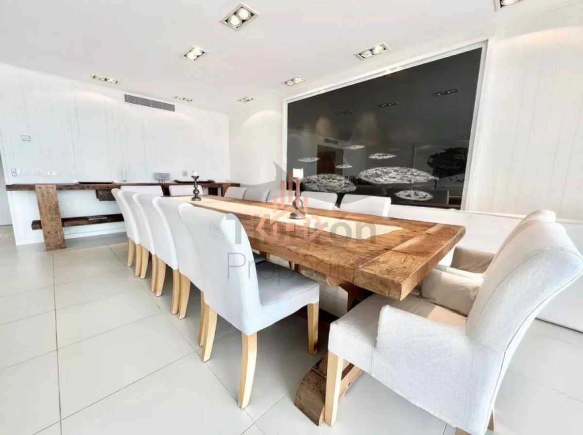 TIBURON PROPERTIES LOGO web - blanco.png TIBURON PROPERTIES LOGO web - blanco.png Tiburon Terrazas - SS 106