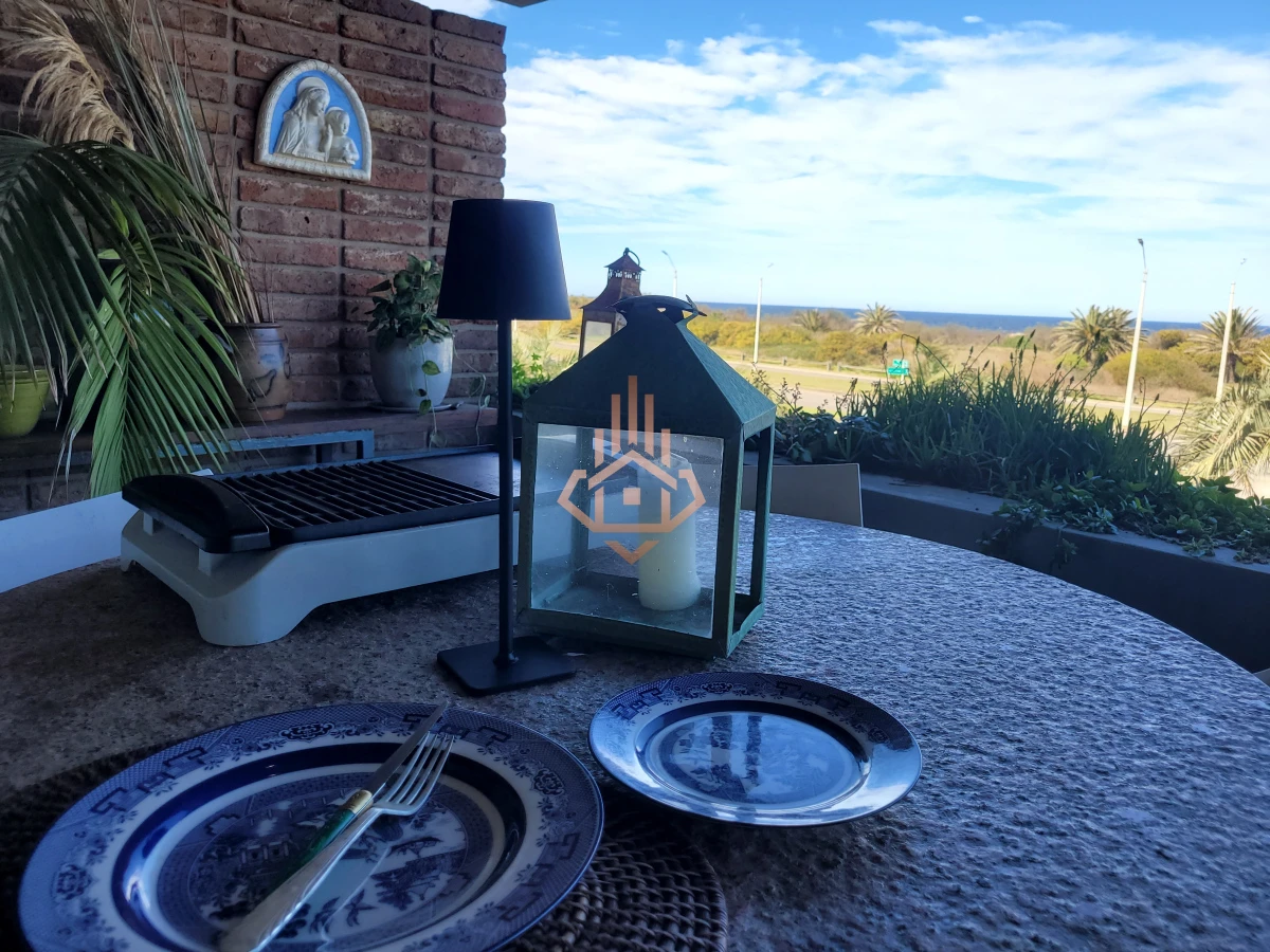 Venta de apartamento de lujo en Punta del Este - Edificio Seaside, Playa Brava (Parada 12½)