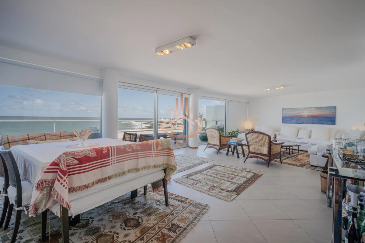 Triplex Penthouse Frente al Mar