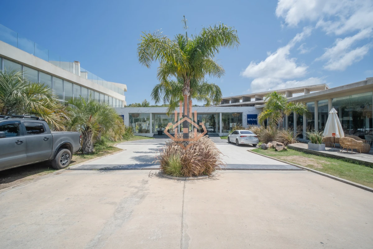 Venta de Monoambiente en Primera Línea en Punta Ballena Gran Oportunidad