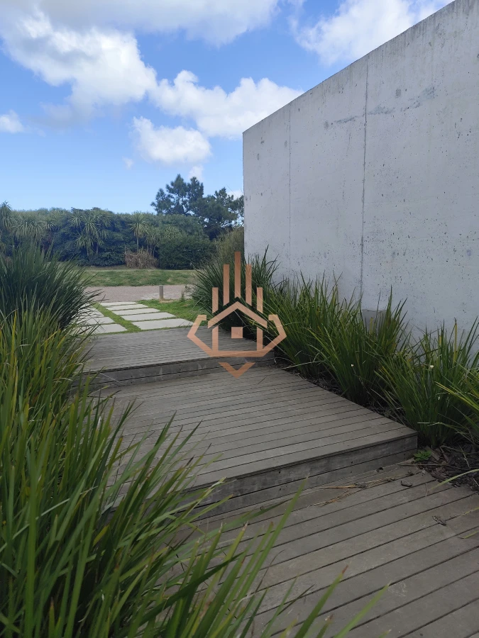 Hermoso Apartamento en Frente al Mar en Manantiales