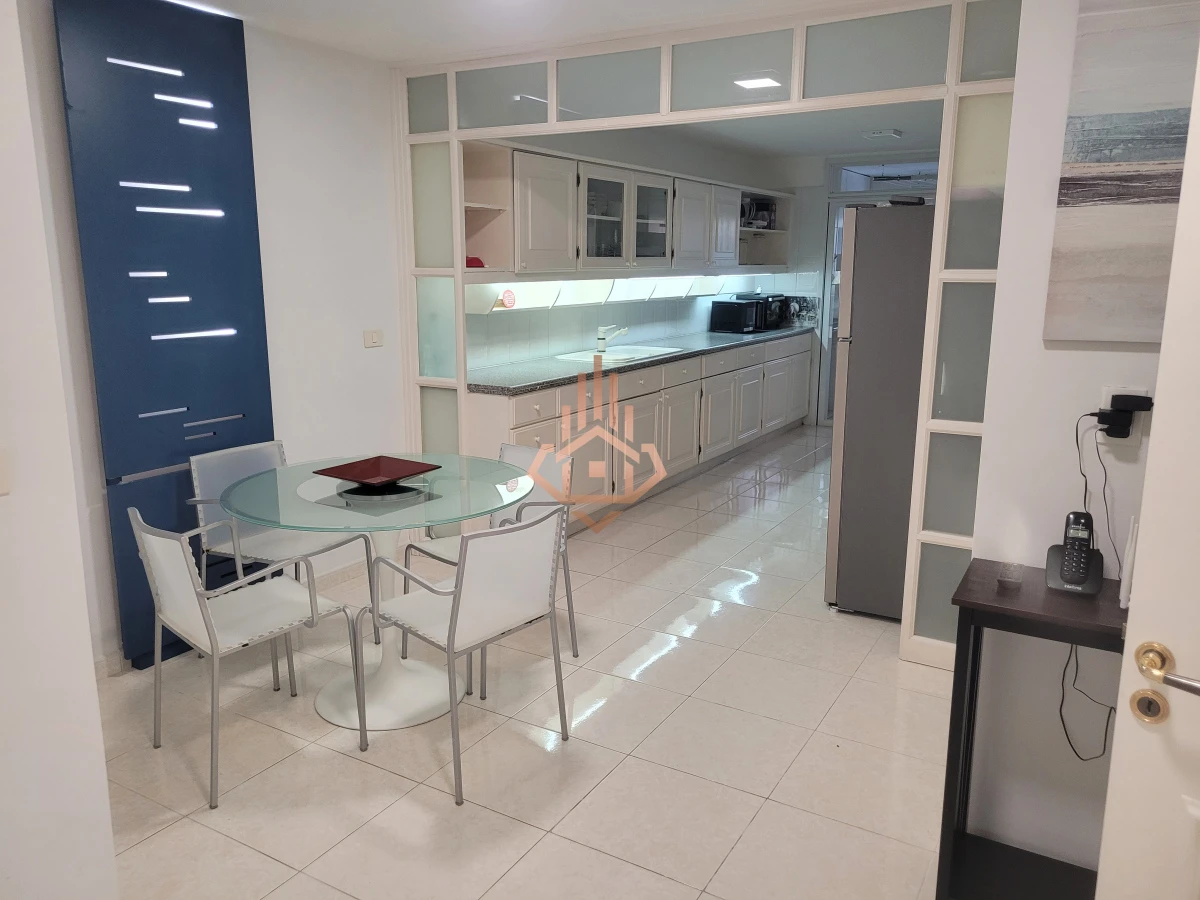 Residencia de lujo en venta frente al mar - Beverly Tower, Playa Mansa