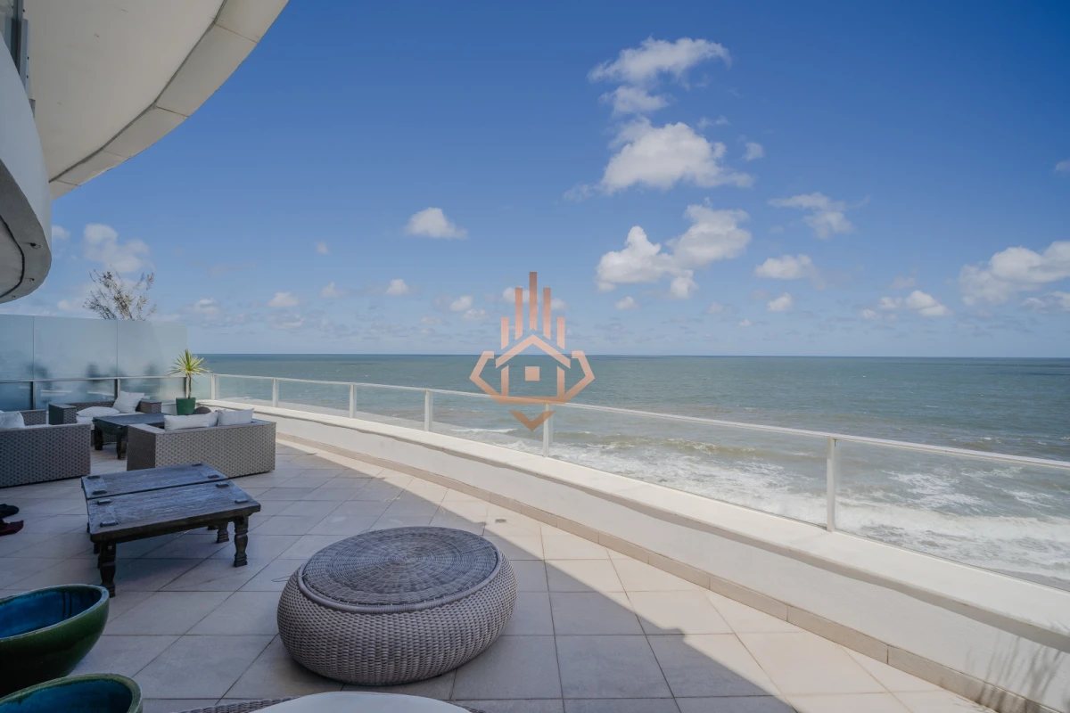 Triplex Penthouse Frente al Mar