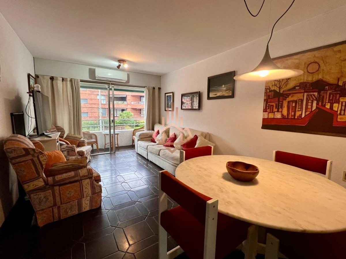 Venta departamento 2 dormitorios en Edificio Positano, Playa Mansa, Península