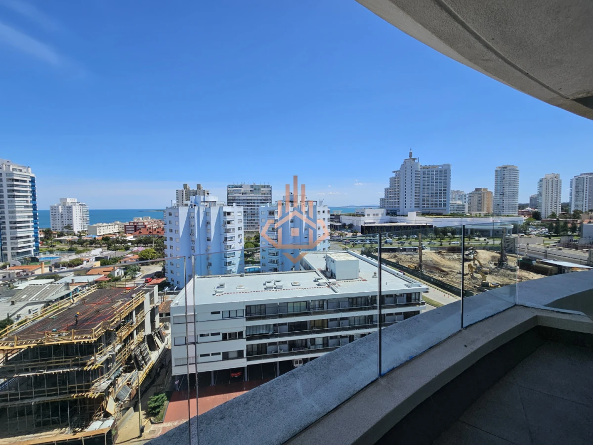 Se Vende Hermoso Departamento Piso 9 con 3 Dormitorios en Suite