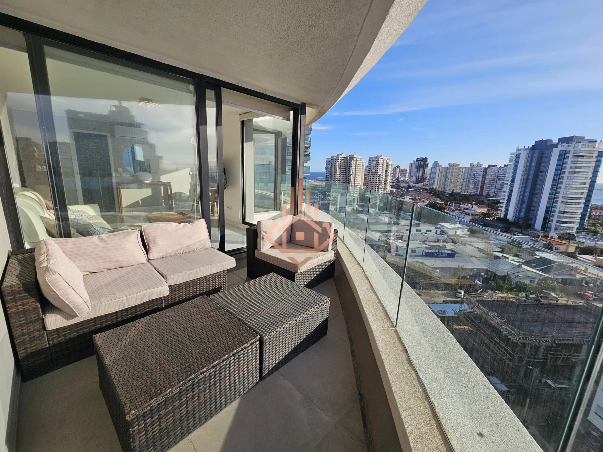 Se Vende Hermoso Departamento de 3 Dormitorios en Piso 10 Full Amenitis