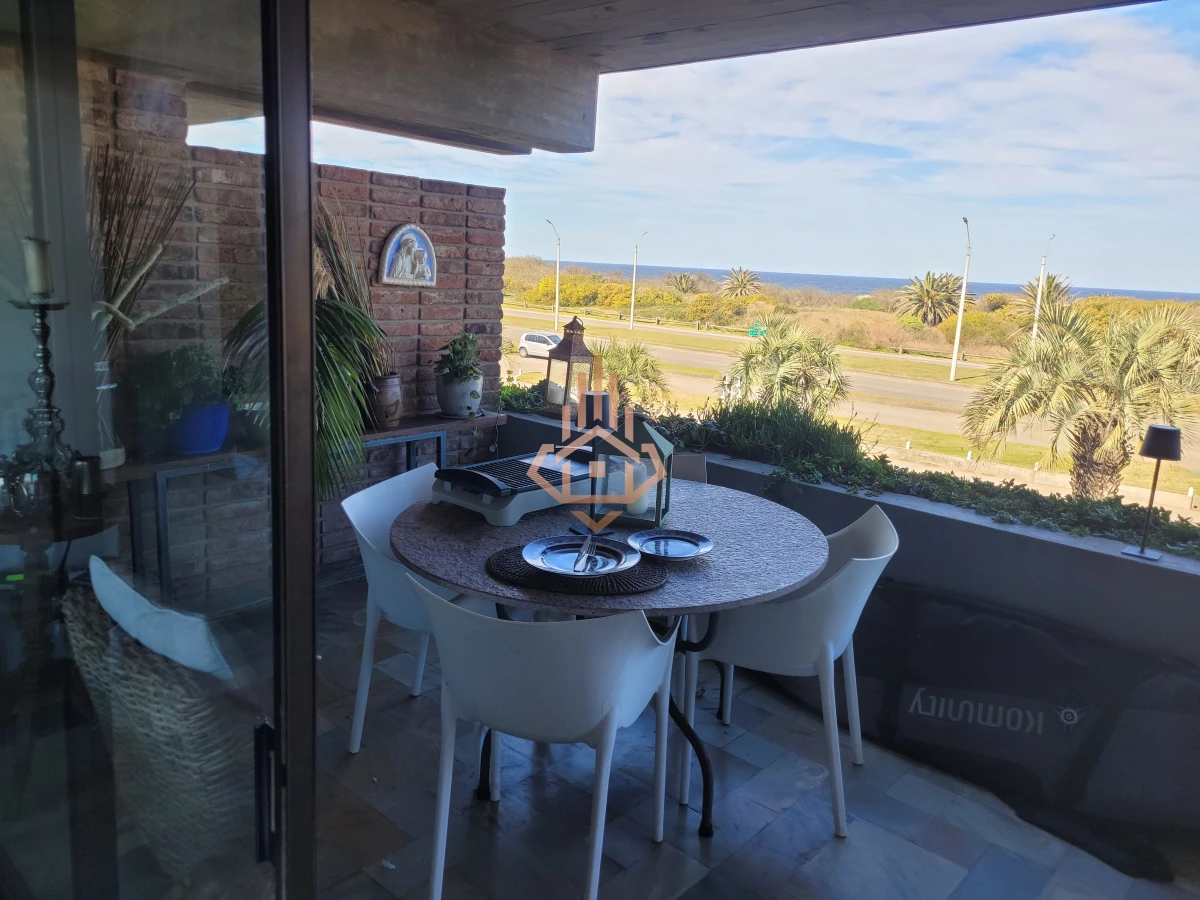 Venta de apartamento de lujo en Punta del Este - Edificio Seaside, Playa Brava (Parada 12½)