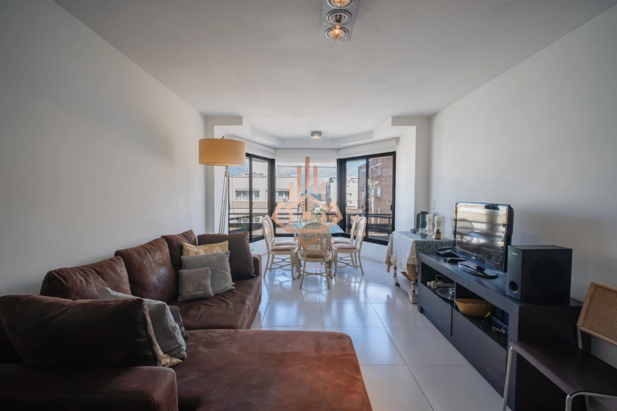 Apartamento en la Península - A pasos de Playa El Emir y Av. Gorlero