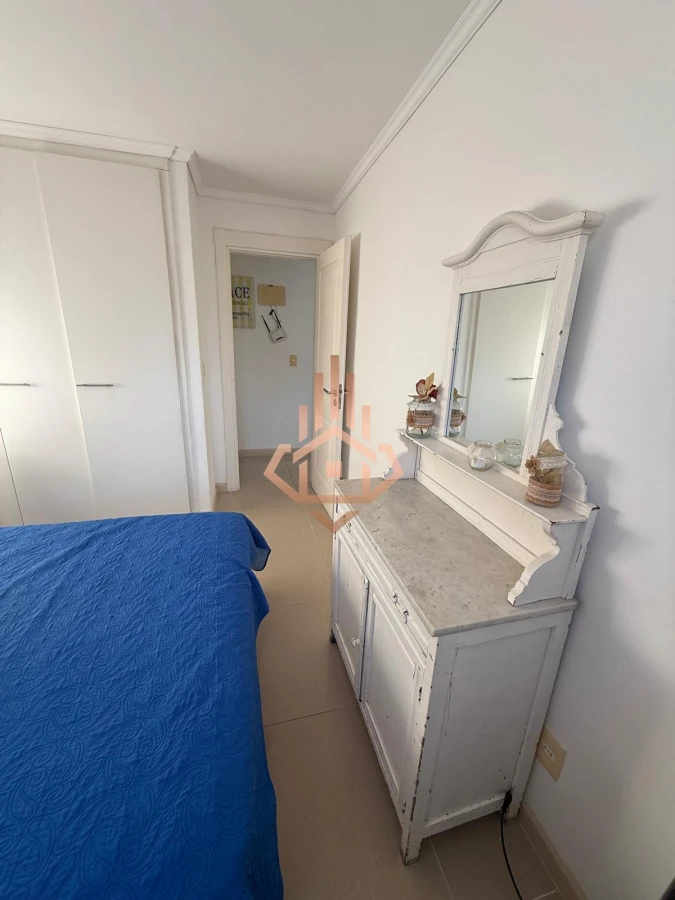 Apartamento con garage y balcón en la Peninsula