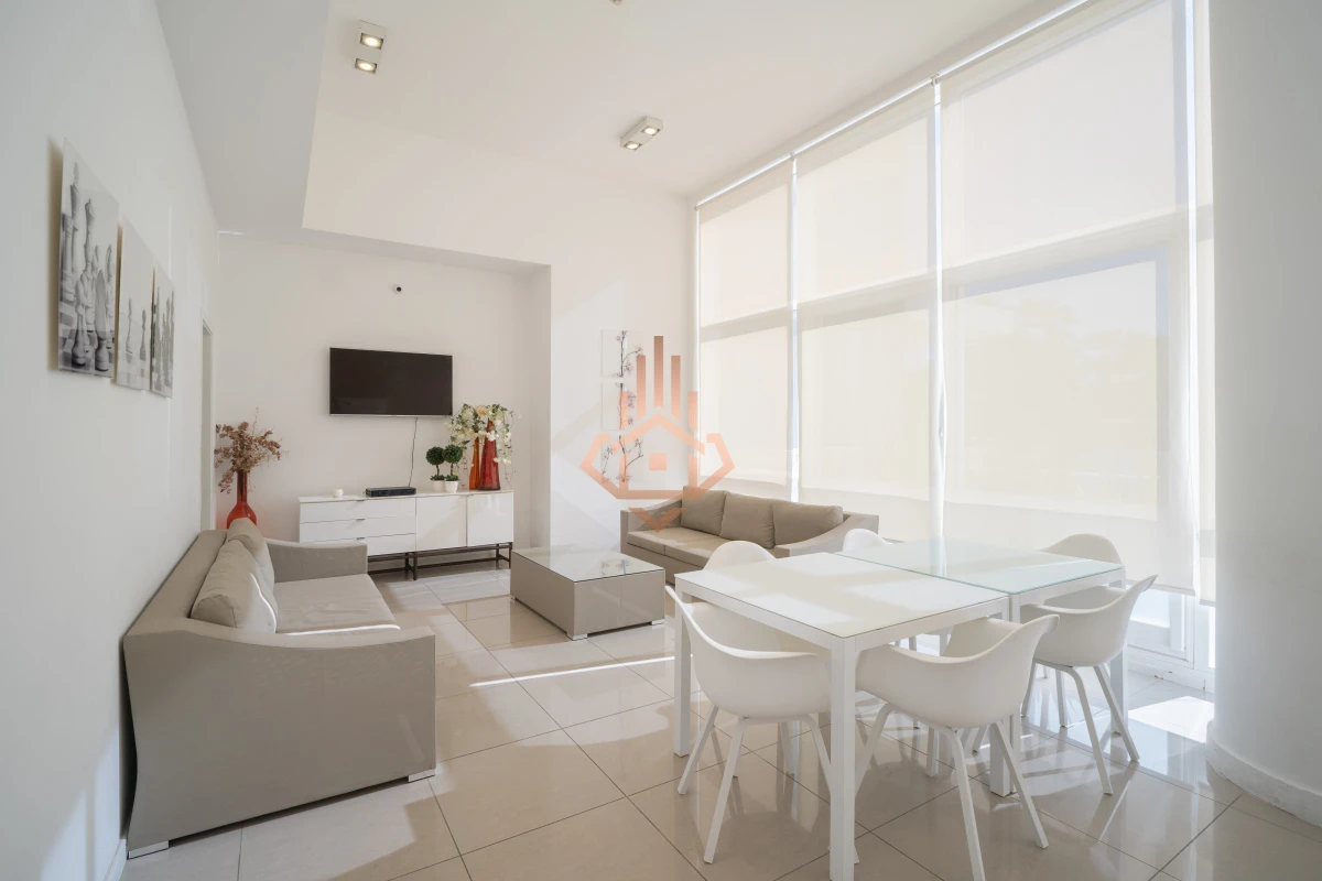 Venta Apartamento en torre ONE 2 esquinero con vista 180