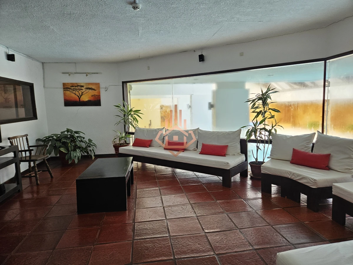 Alquiler temporal, e cuartos y medio, zona Roosevelt