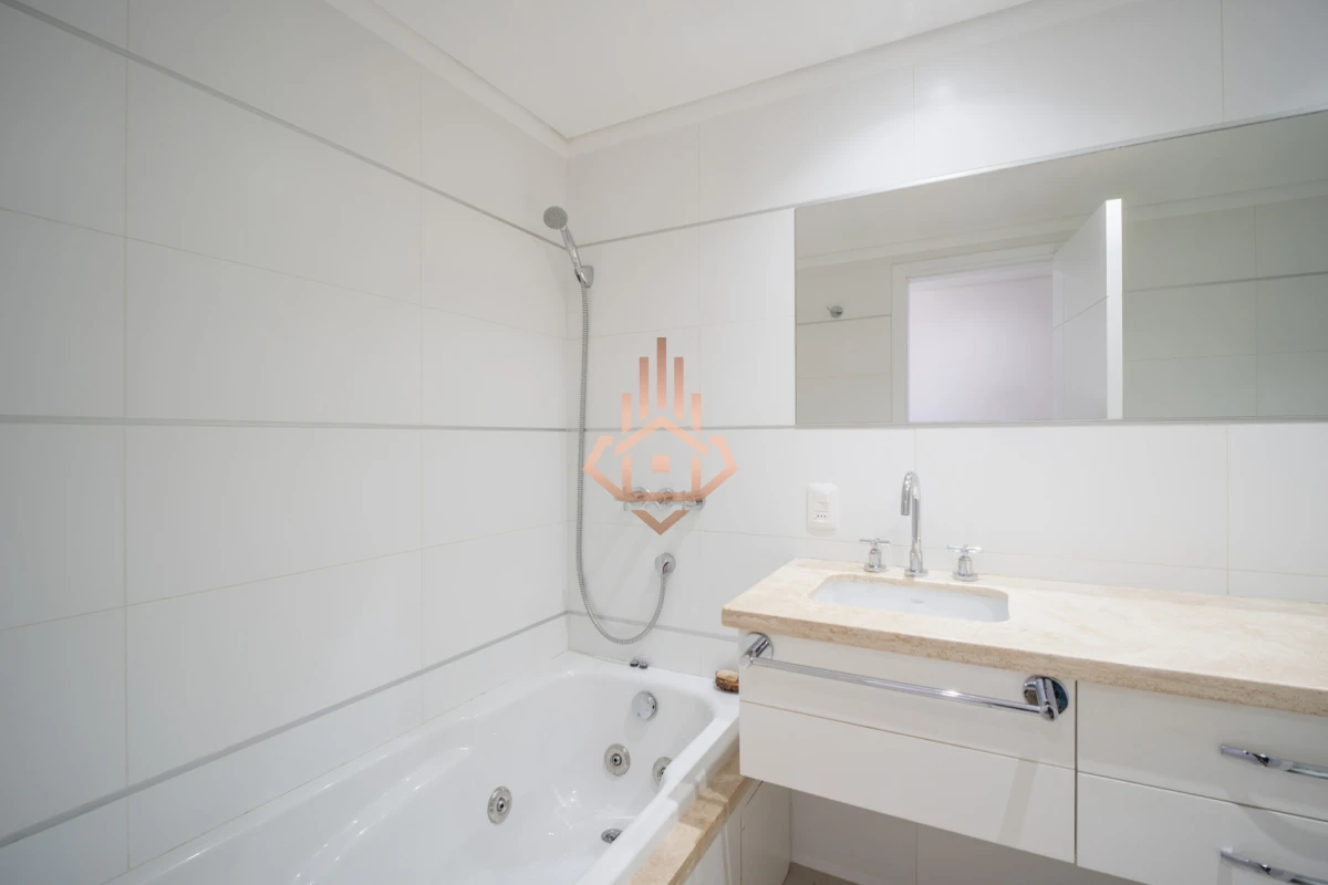 Venta Apartamento Penthouse 4 dormitorios, Frente al mar