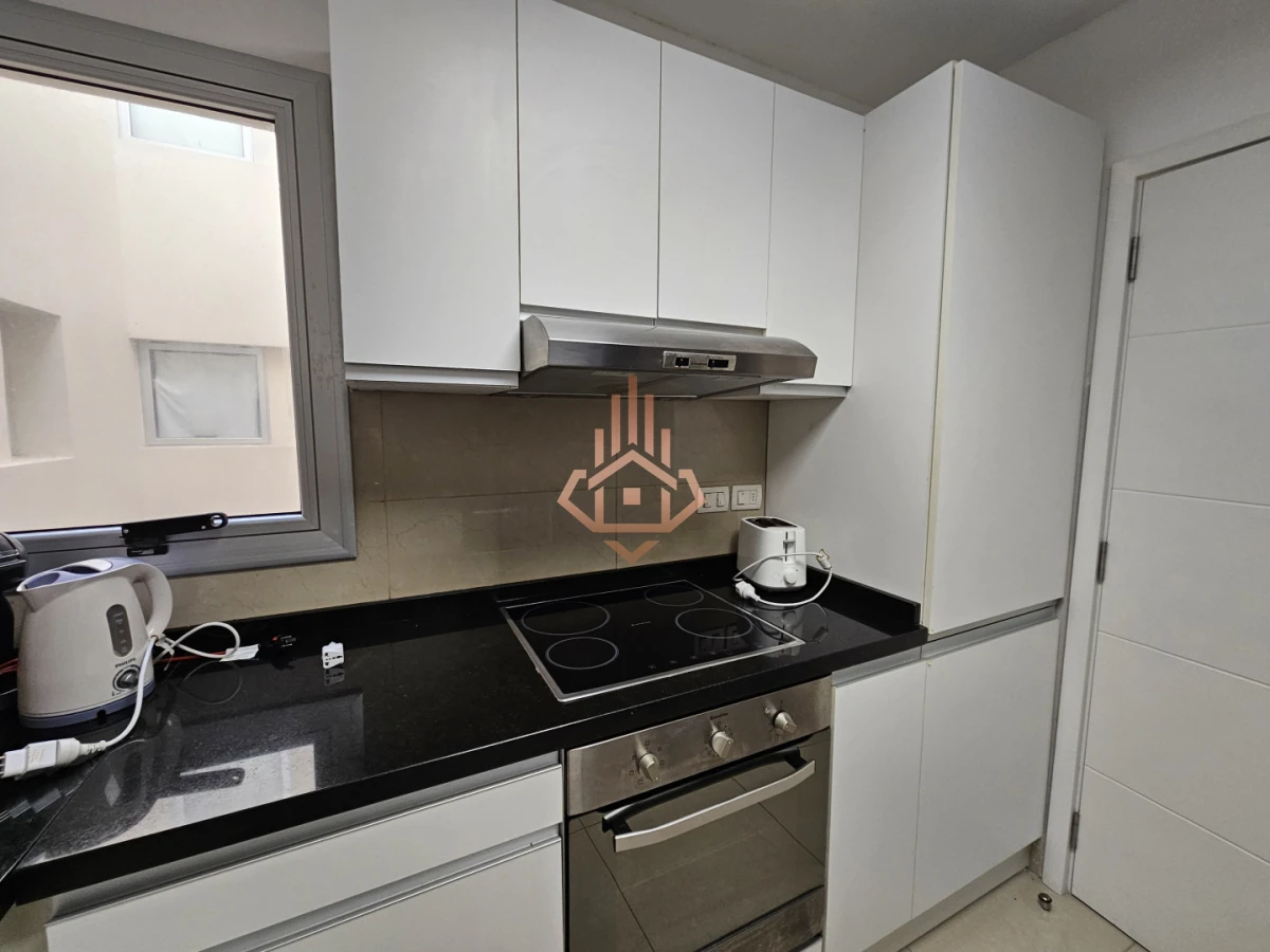 Alquiler de 3 Dormitorios en Suite en Primera Línea de la Brava