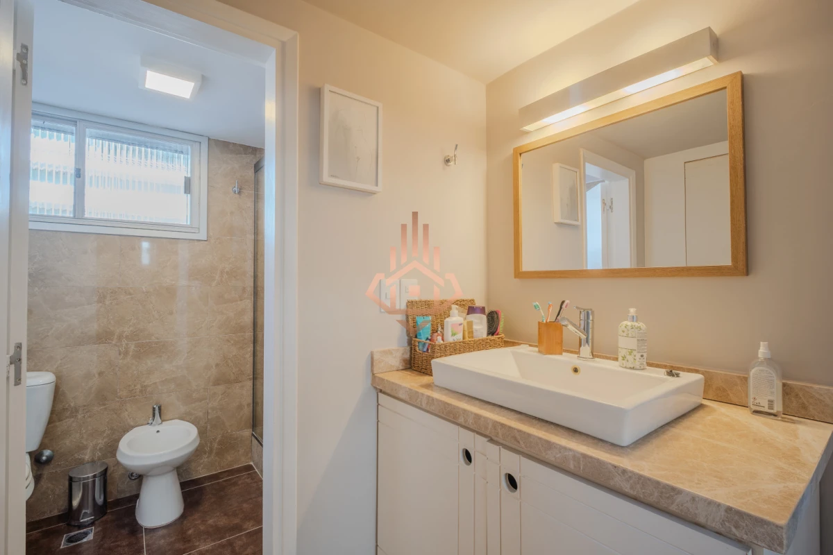 Exclusivo Departamento en la Península con Vista al Puerto y Amenities Premium