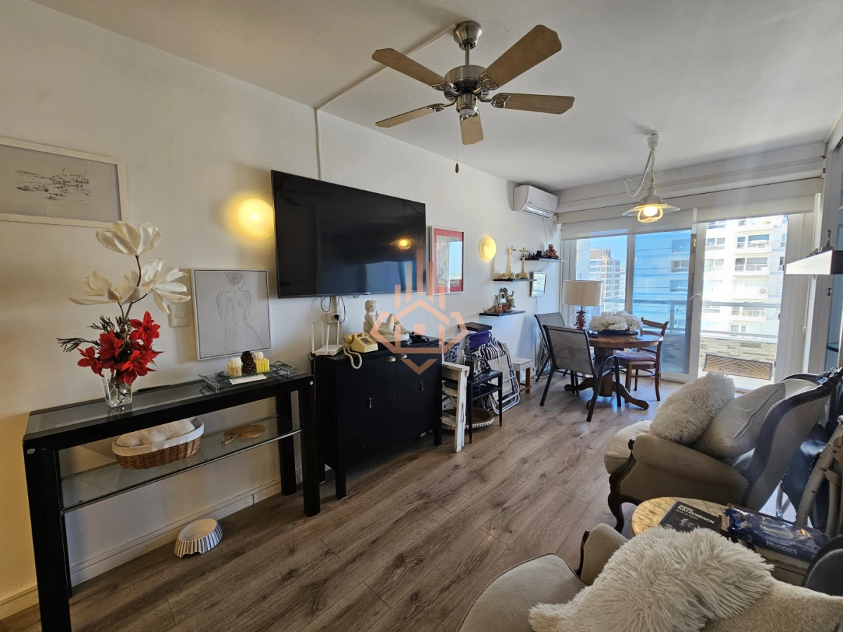 Se Vende Departamento de un Dormitorio con Vista al Mar Balcon en Peninsula