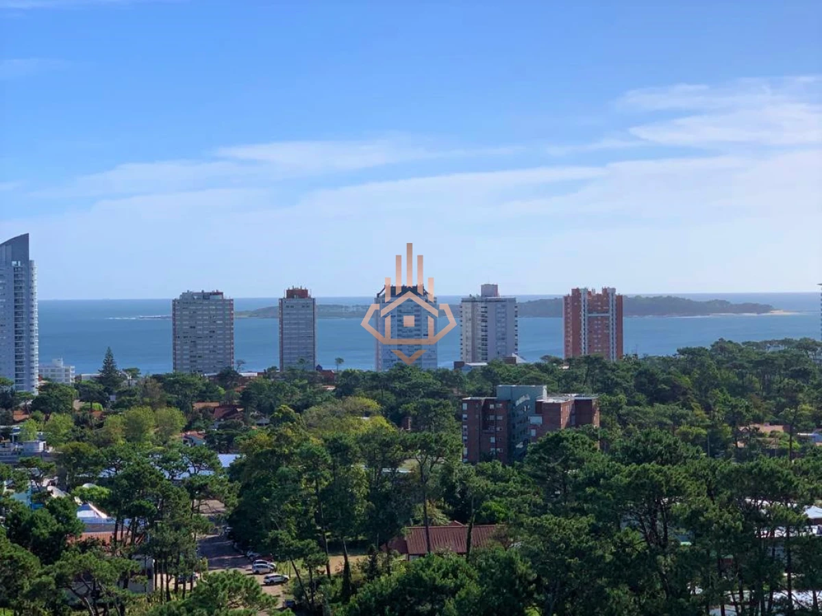 Venta departamento de 2 dormitorios + Vista al Mar. Piso alto.