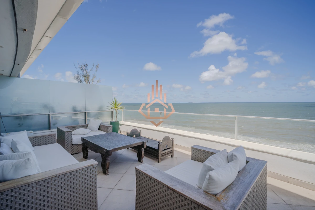 Triplex Penthouse Frente al Mar