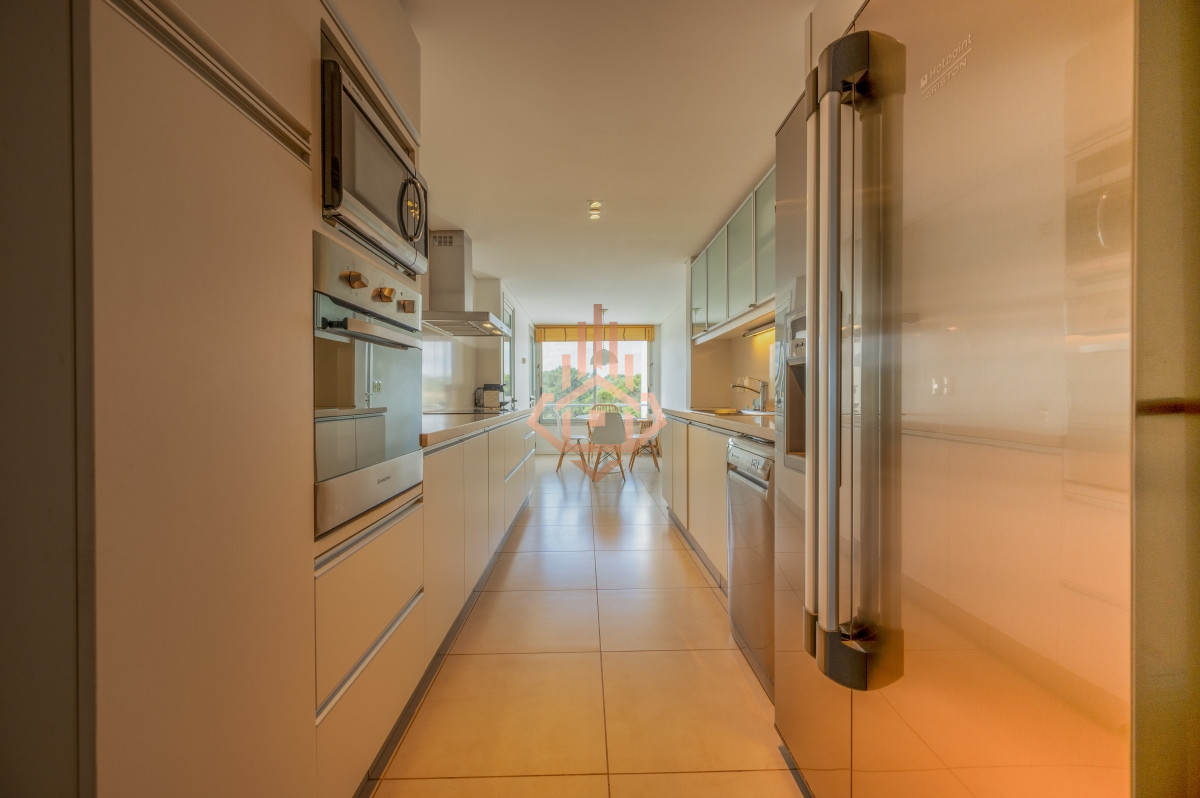 Venta Apartamento Penthouse 3 dormitorios, Frente al mar