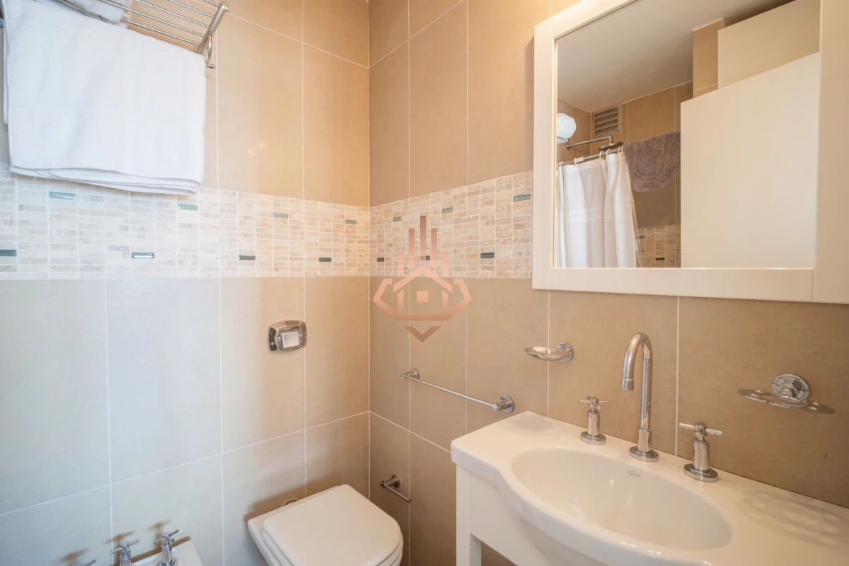 Apartamento en la Península - A pasos de Playa El Emir y Av. Gorlero