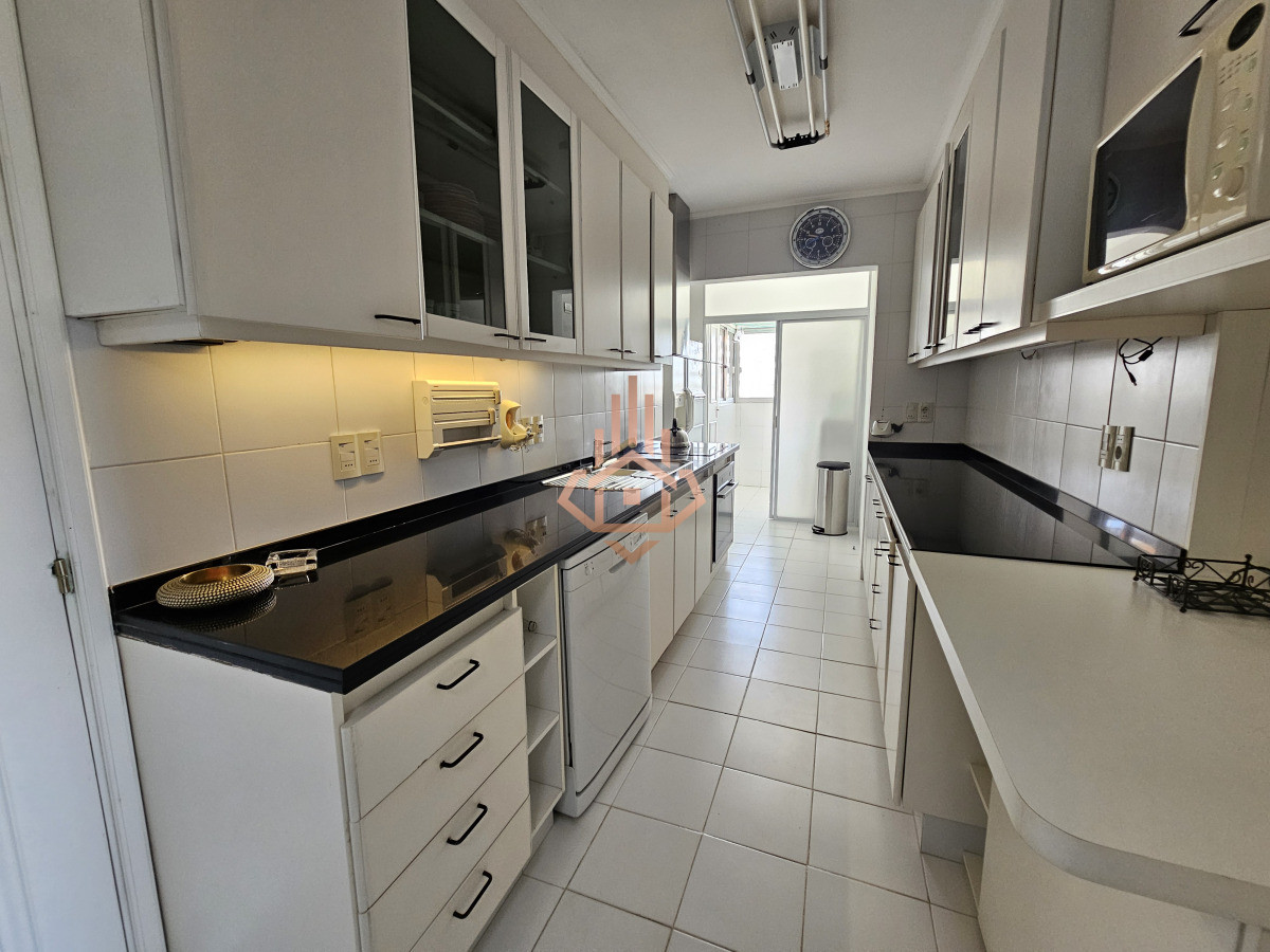 Penthouse en Alquiler Parada 32 de la Brava, 4 Dormitorios