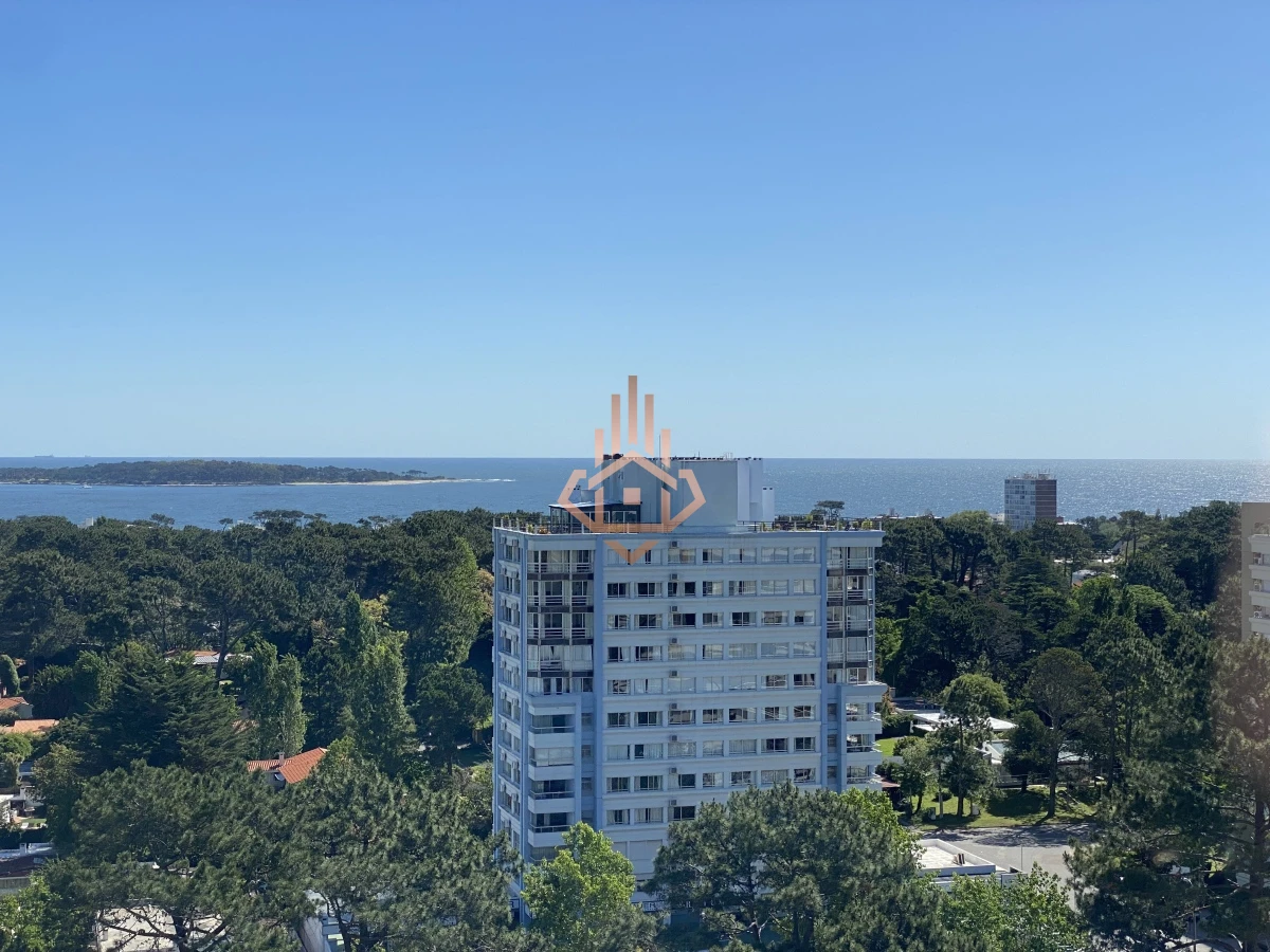 Venta Apartament 4 dormitorios,  Punta del este, Excelente ubicaciÃ³n.