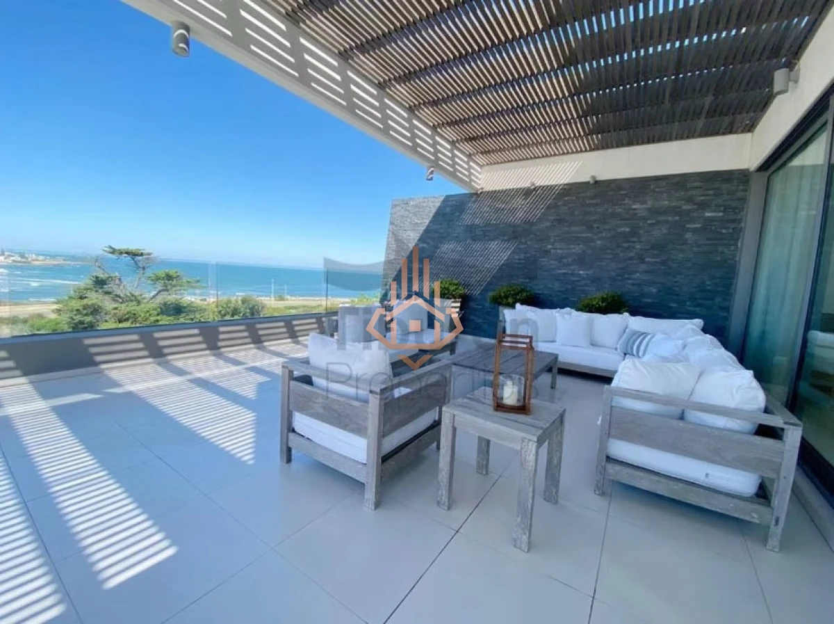 Penthouse dúplex frente al mar con piscina propia en Tiburón Terrazas Barra