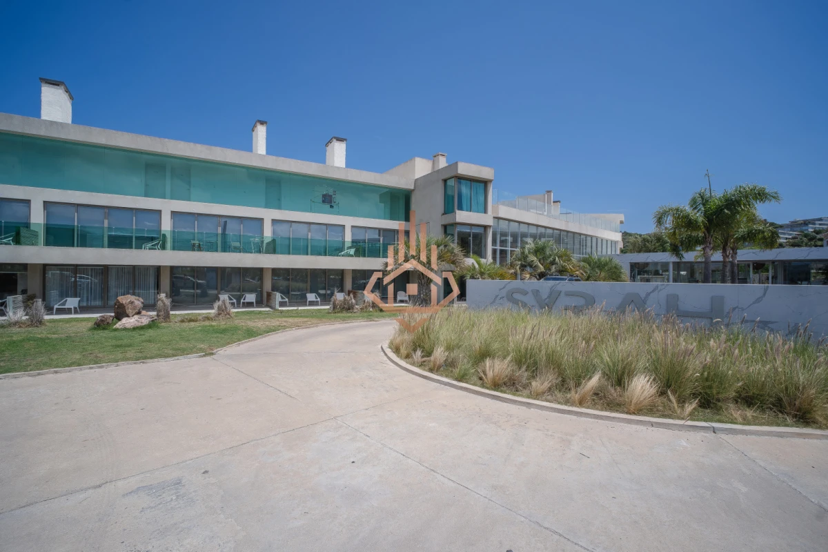 Venta de Monoambiente en Primera Línea en Punta Ballena Gran Oportunidad