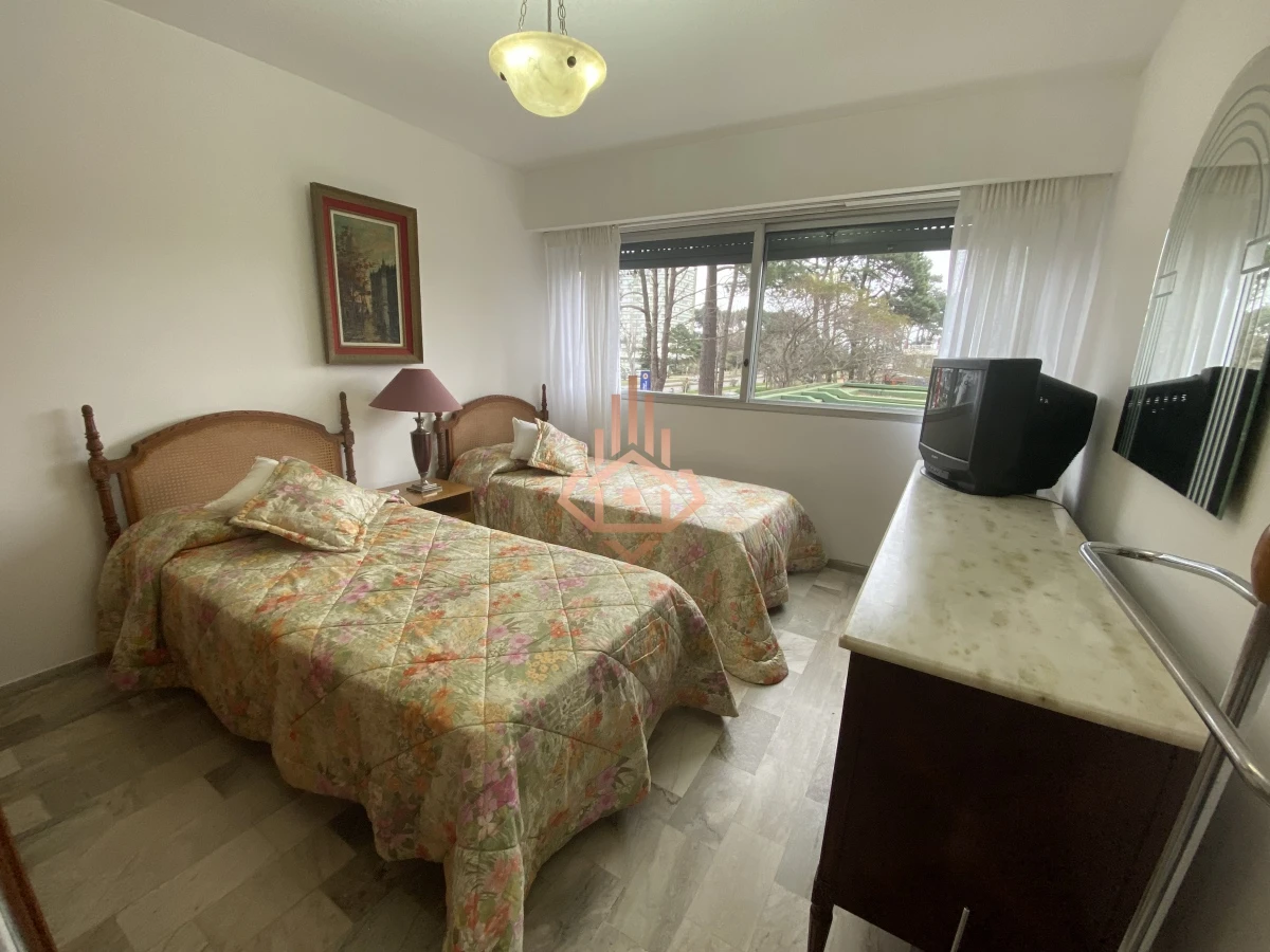 Venta Apartamento 3 dormitorios + dependencia, excelente orientaciÃ³n