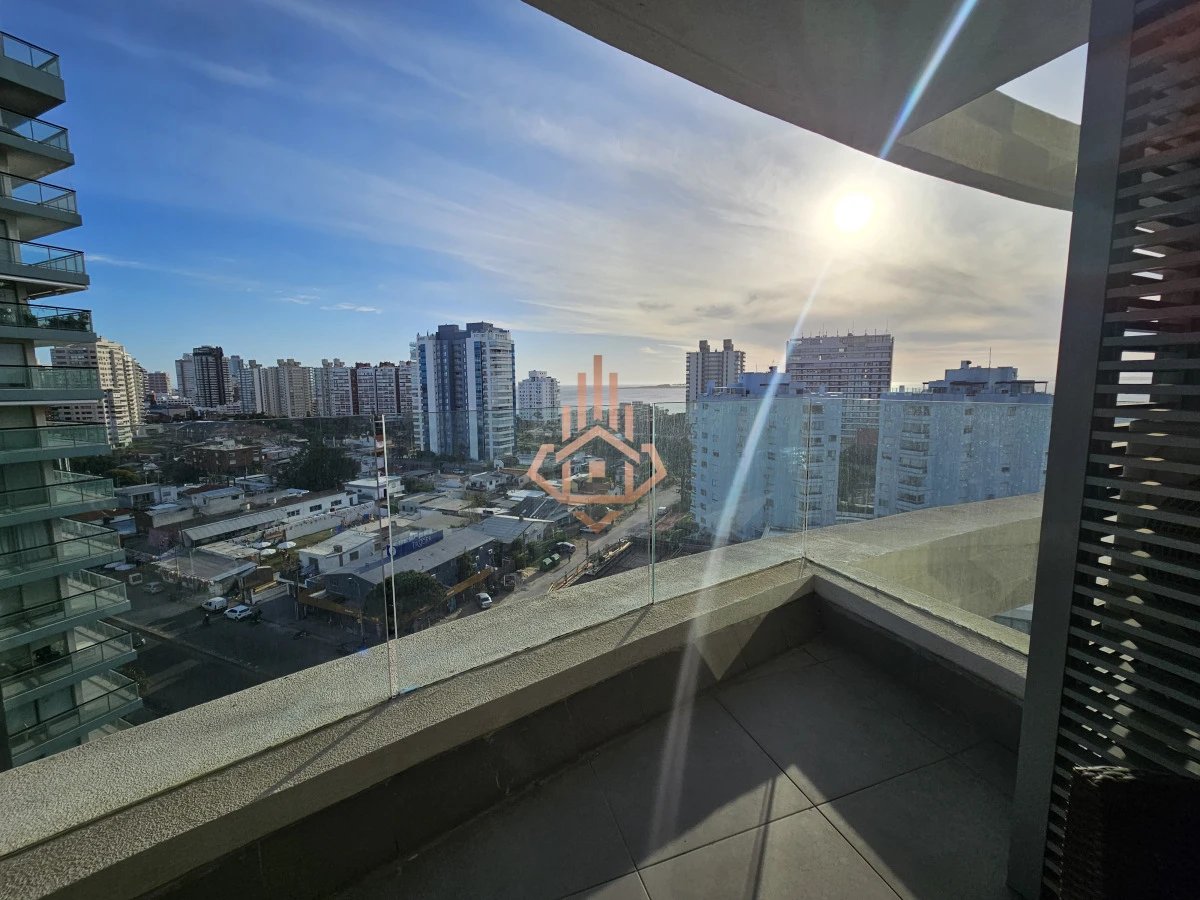 Se Vende Hermoso Departamento de 3 Dormitorios en Piso 10 Full Amenitis