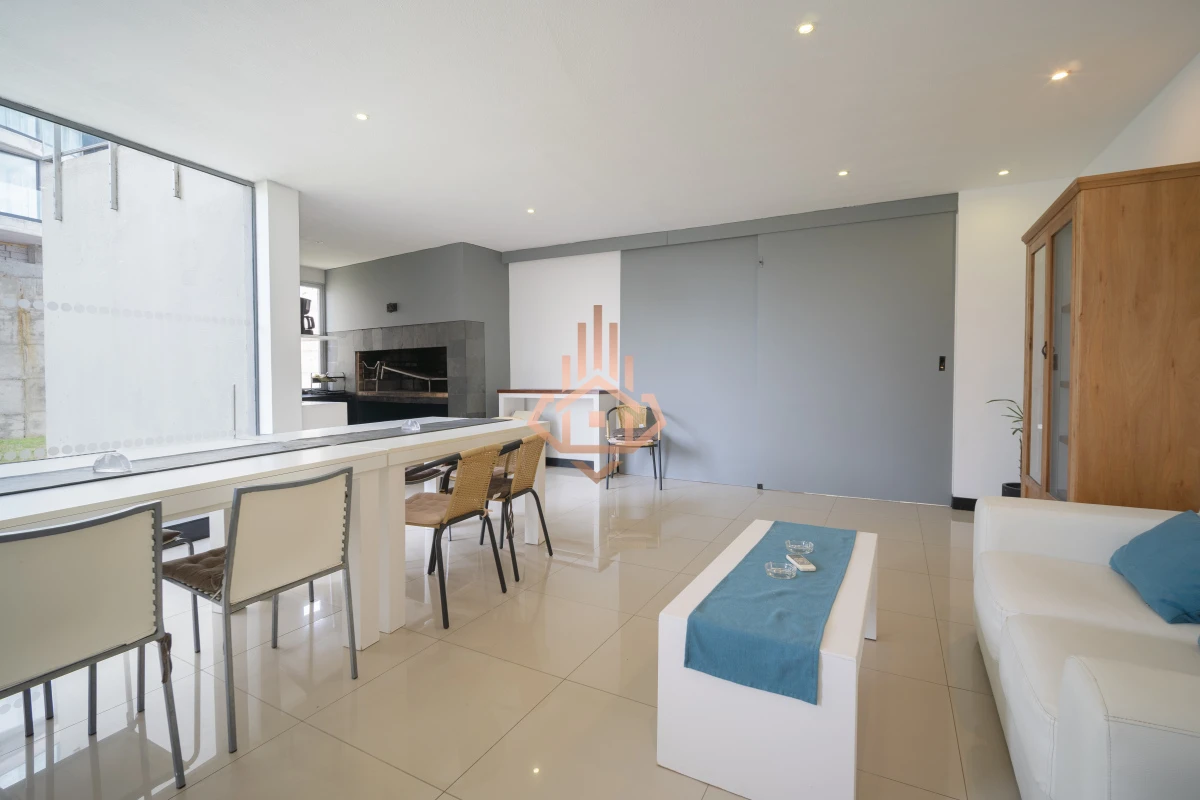 Penthouse Playa Brava, 5 Dormitorios, 4 Baños