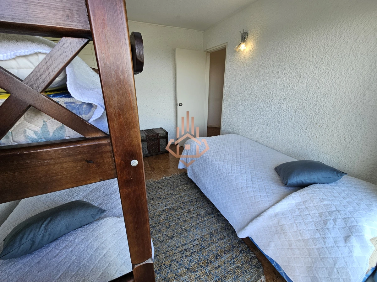 Penthouse en Roosevelt, Dos Cuartos, Dos Baños, 6 Personas, Psicina Cancha de Tenis