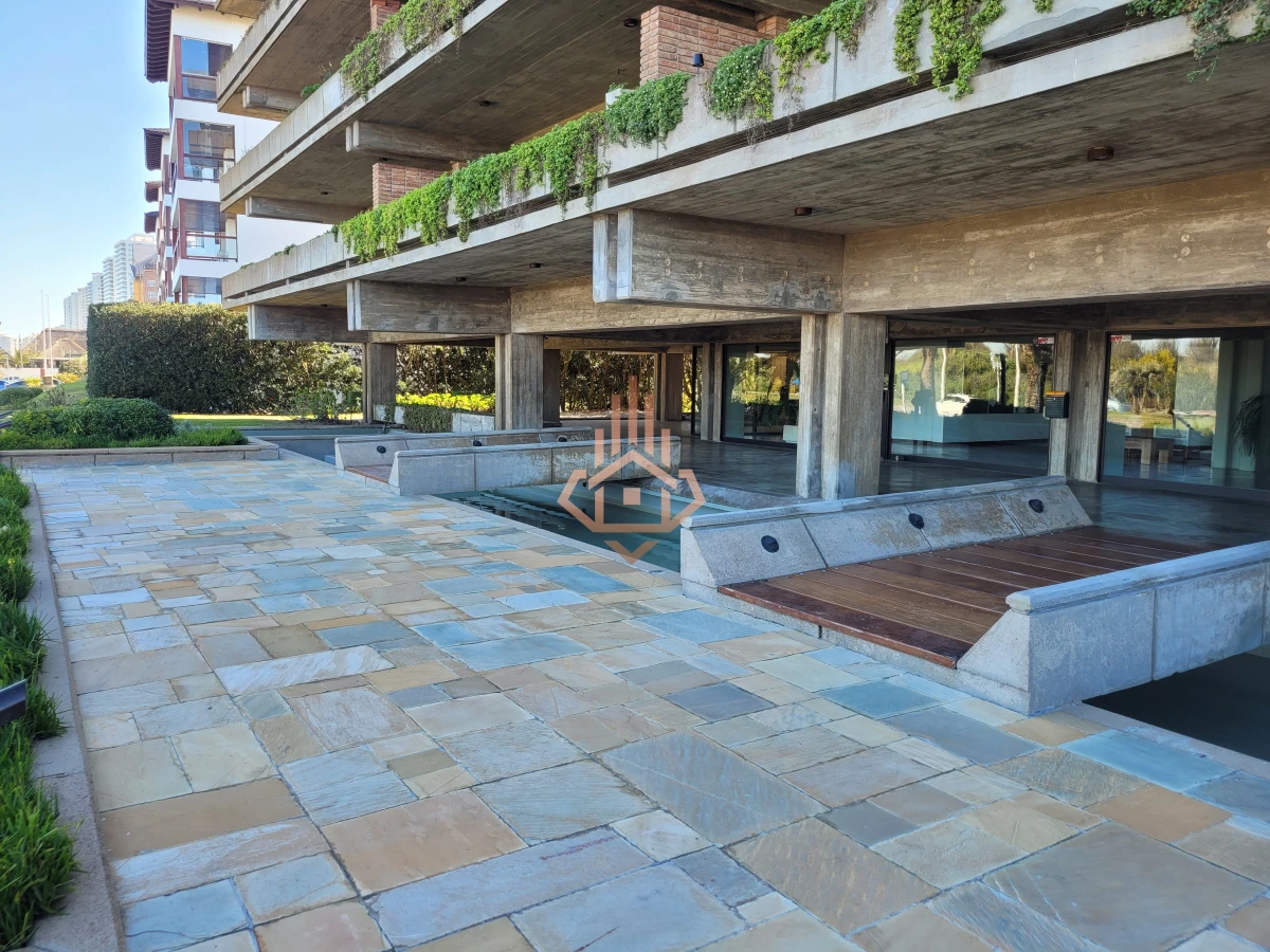 Venta de apartamento de lujo en Punta del Este - Edificio Seaside, Playa Brava (Parada 12½)
