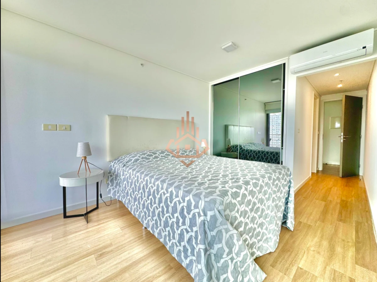 Apartamento en Punta del Este, Boulevard Artigas